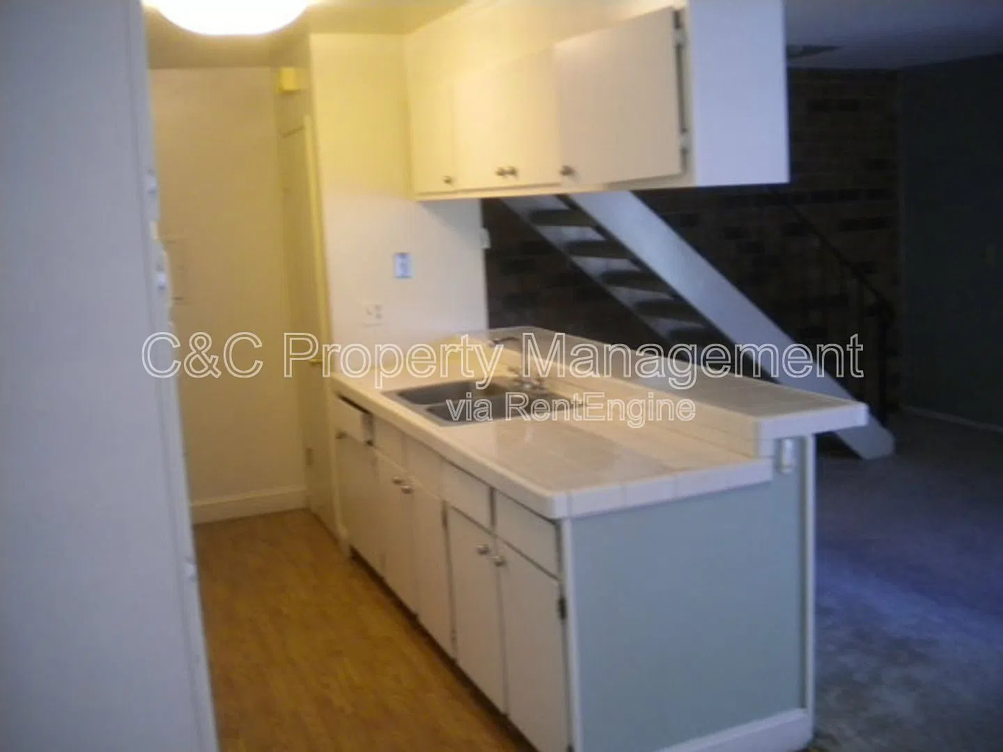2 bed, 1.0 bath, 903 sqft, $2,600 — Photo 3