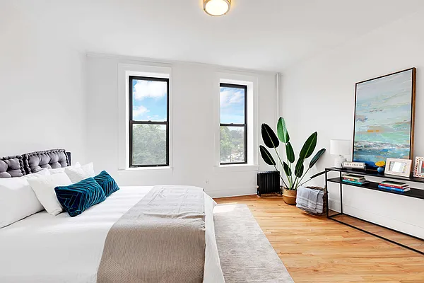 Rented by Compass | media 15