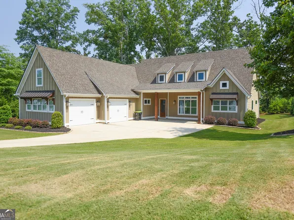 16 Anchor Ct, Newnan, GA 30263