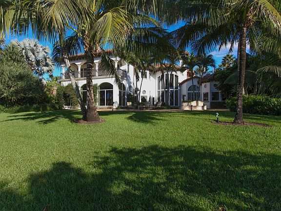 Home For Sale In Long Lake Estates