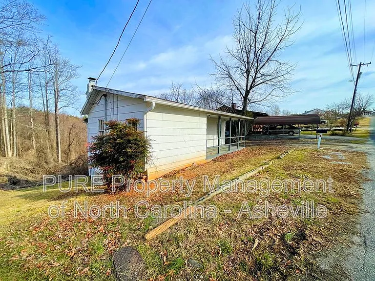 740 Reservoir Rd — Photo 12