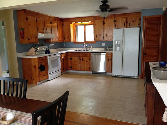 Original cabinetry-beautiful