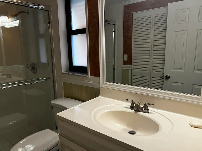 3939 NE 5th Ave #A208 — Photo 9