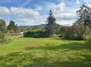 135 Old Village Rd, Northumberland, NH 03582