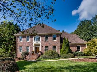 2703 Red Gate Ct, Jamestown, NC 27282