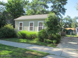117 W 15th St, Holland, MI