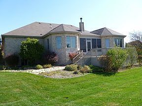 3rd image of 11840 Coquille Dr