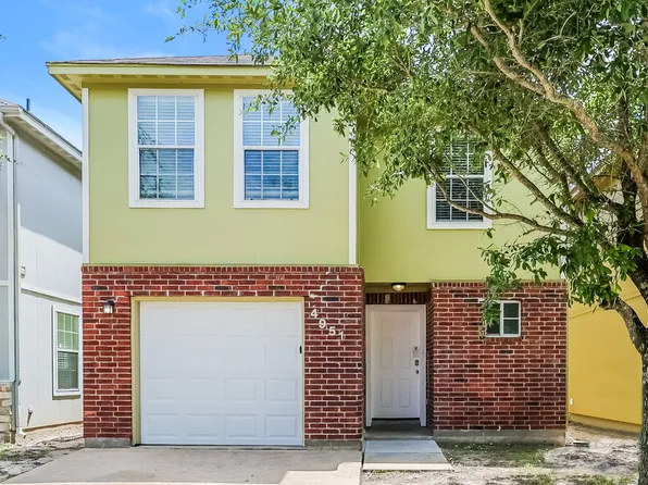 4951 S Cancun Dr, Houston, TX 77045