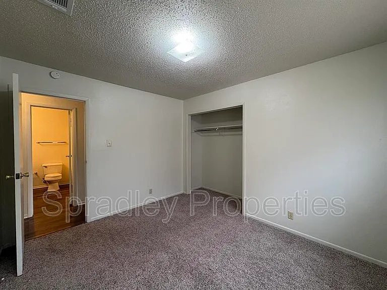 505B Phoenix Rd — Photo 7
