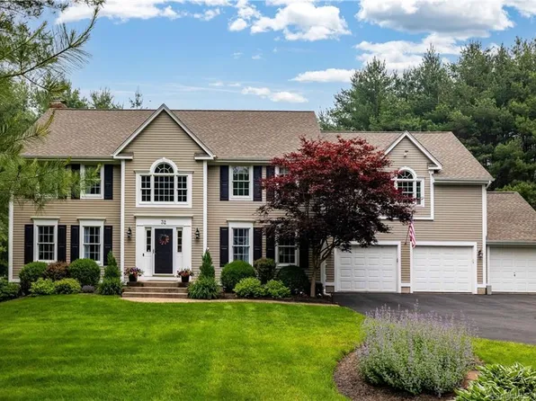 32 Brighton Drive, East Granby, CT 06026