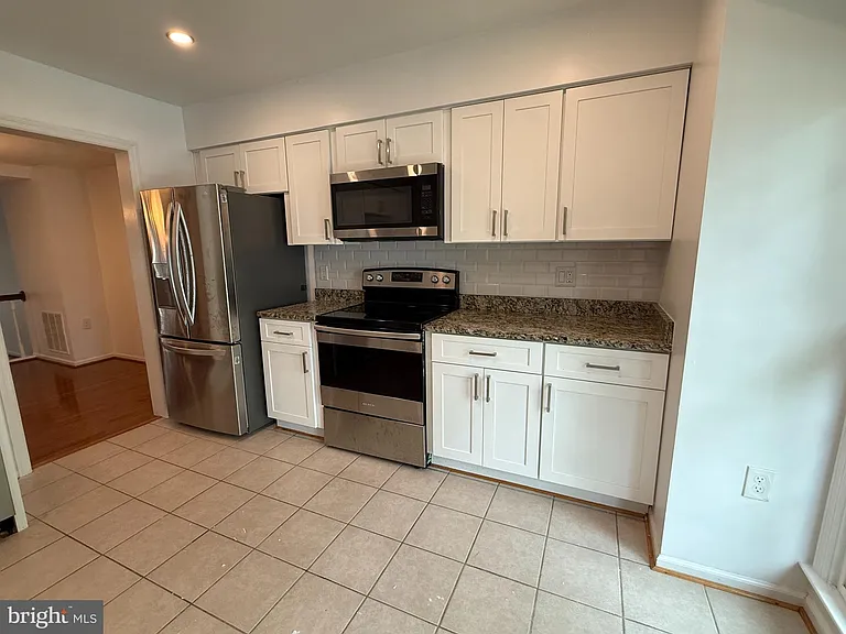 5832 Apsley House Ct — Photo 5