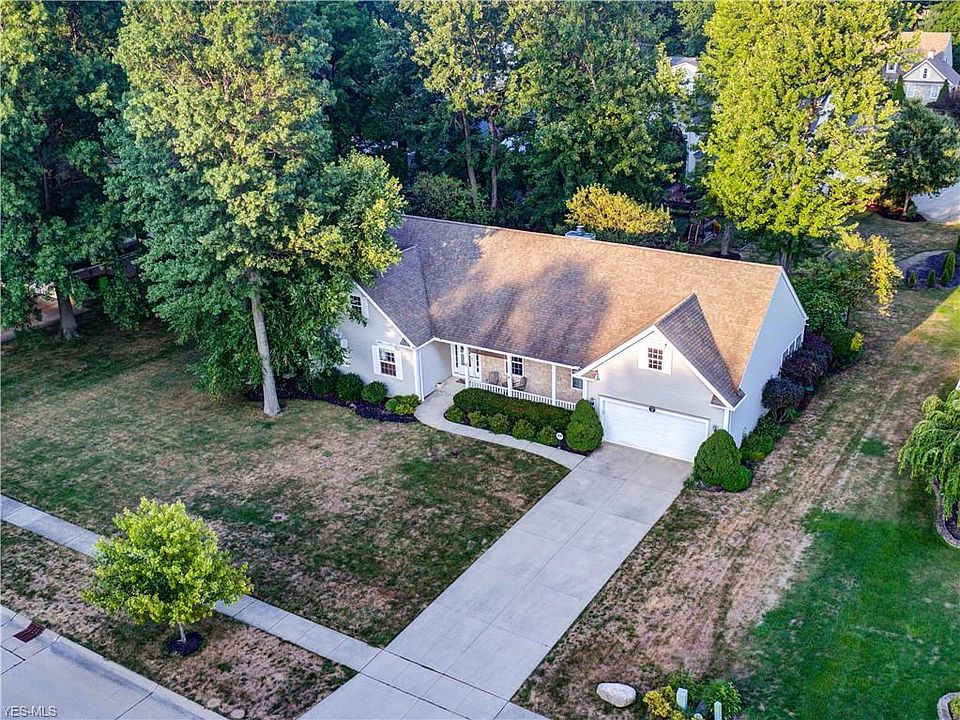 1st image of 289 Crestwood Dr