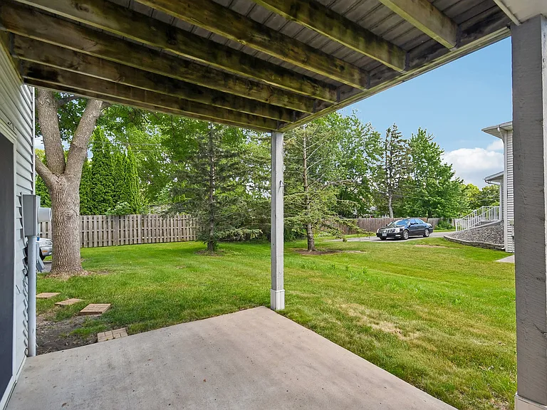 3525 Cory Ln — Photo 41