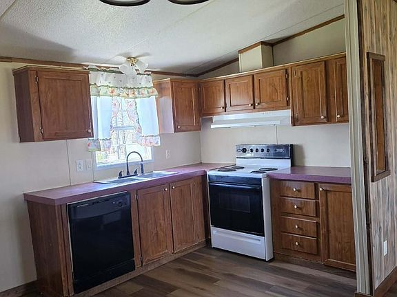 2nd image of 11560 Hideaway Rd