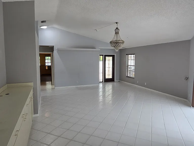 10137 Boynton Place Cir — Photo 25