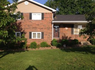 1947 Lakeshore Dr, Madisonville, KY