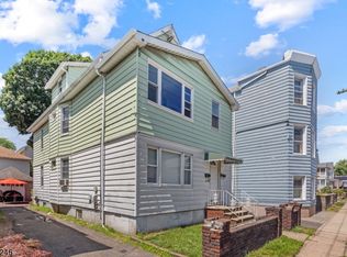 154 Hayward Pl, Wallington, NJ 07057