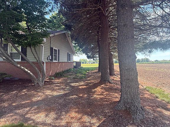 3rd image of 488 Prospect Rd