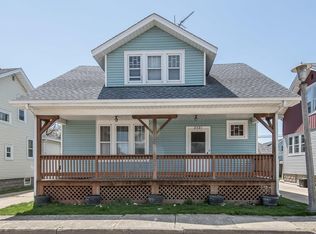 2321 Victoria Dr, Racine, WI 53403