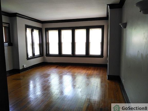 5th image of 4835 W Ferdinand St #1