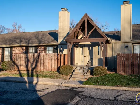 5603 SW Foxcroft South Cir APT 104, Topeka, KS 66614