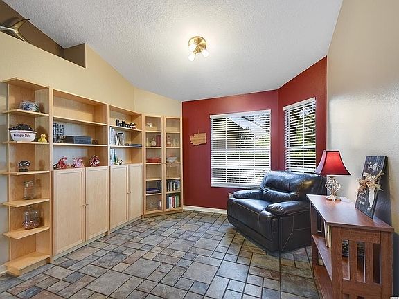 5th image of 953 Lagoon Dr