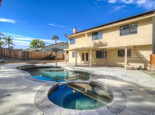 29296 Longhorn Dr, Canyon Lake, CA 92587