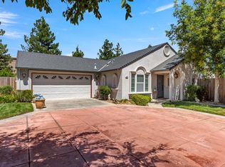 698 Village Dr, Galt, CA