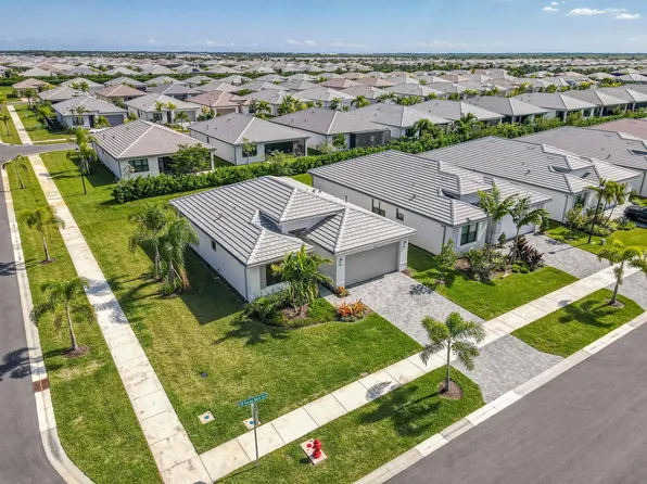 12555 SW Manatee Marsh Terrace, Port St Lucie, FL 34987