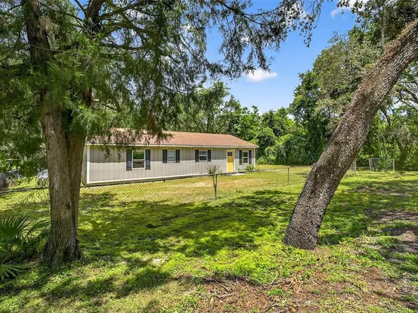 35328 Reynolds St, Dade City, FL 33523