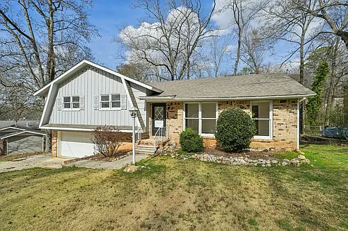 1409 Medina Ln Photo 1