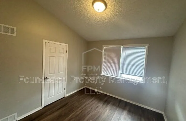 2252 Cassie Ave — Photo 16