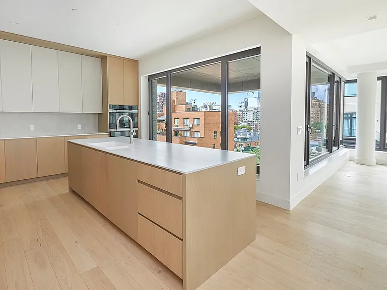 428 W 19th St #10A — Photo 6