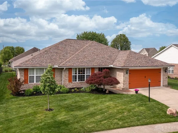 1280 Candlelite Ln, Fairborn, OH 45324