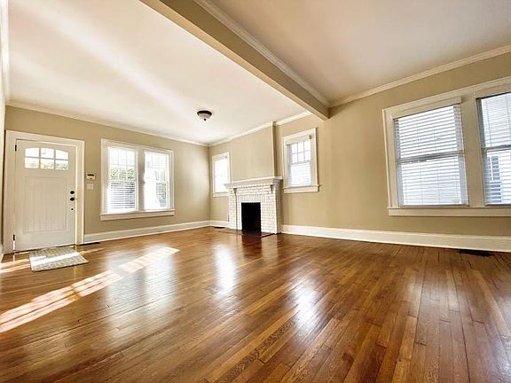 4th image of 312 W Park Ave