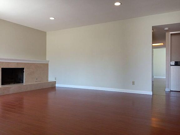 3rd image of 17378 Libertad Dr