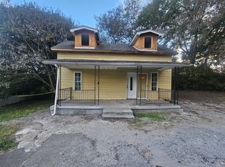 1026 1/2 Bridge St, Columbia, TN 38401