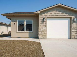 1235 Phillips Cir, Ontario, OR 97914