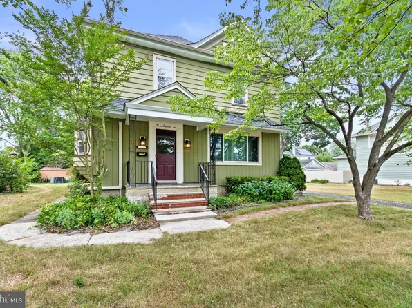 306 E Holly Ave, Pitman, NJ 08071