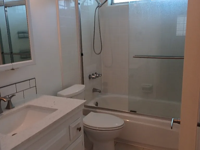 12470 Culver Blvd #13 — Photo 10