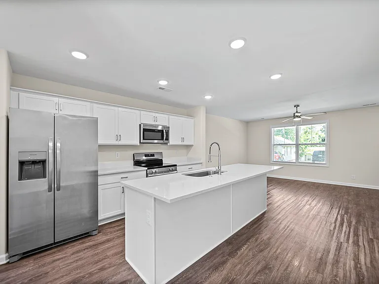 192 Mitchell St — Photo 10
