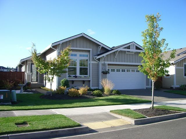 The Meridian floor plan with a side entry, planter box, two car garage. Nice curb appeal. Quiet stre