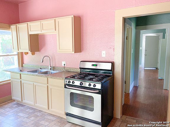 2nd image of 231 PALO BLANCO ST