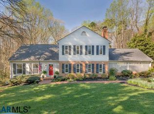 102 Shawnee Ct, Charlottesville, VA 22901