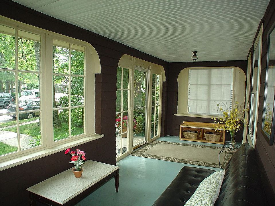 Enclosed Porch