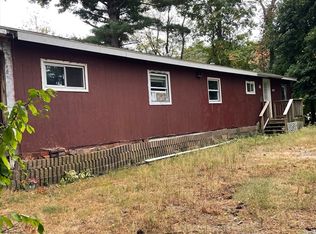 15 Richfield Ave, Ware, MA 01082