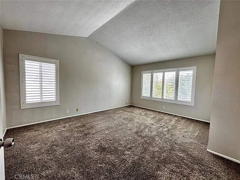11597 Norgate Cir — Photo 10