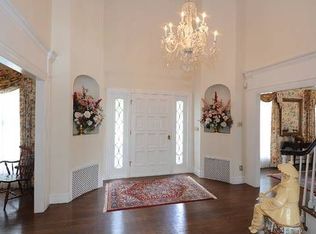 157 Oswegatchie Rd, Waterford, CT 06385