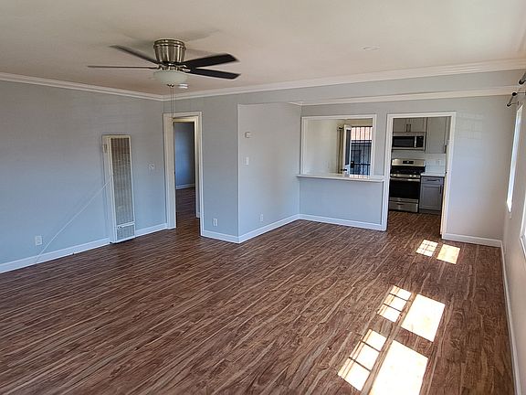 5th image of 4167 Somerset Dr APT 4