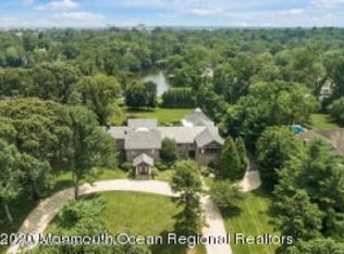 44 Black Point Horseshoe, Rumson, NJ 07760
